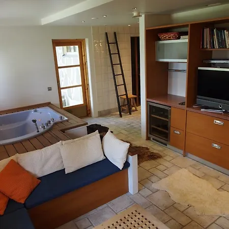 Keloruka Cottage, 4br 180m2 With Whirlpool Рука